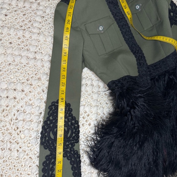 The Extreme collection military Green
Black fur jacket size 38 Unique. - Picture 11 of 17